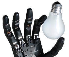 Finoman ut�nz� robotk�z